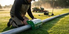 Green Activator von Aquavital: Fortschrittliche Wasseraufbereitung für Sport- und Zierflächen