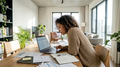 Investmentstrategien für Einsteigerinnen: Grundlagen, Tipps und Fehler vermeiden
